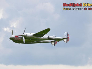 Trénink Flying Bulls leteckého týmu Red Bullu