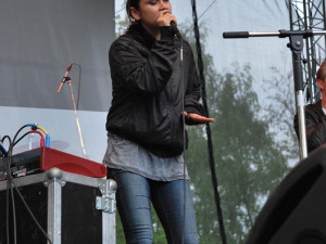 Lenka Dusilová zpívala písně z nového alba Baromantika