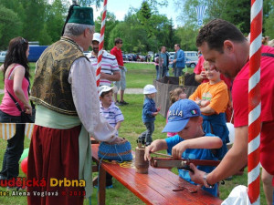 Děti se na lodích opravdu nenudily