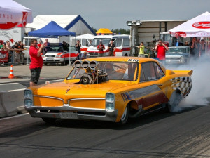 Dragsterové závody uvidí diváci na bechyňském letišti