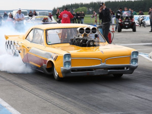 Dragsterové závody uvidí diváci na bechyňském letišti