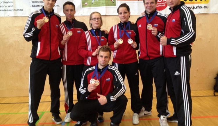 TJ Karate přivezlo z evropského šampionátu šest medailí!