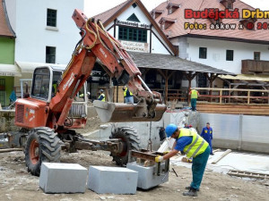 Rekonstrukce jezu Jelení lávka Český Krumlov - stavební práce finišují