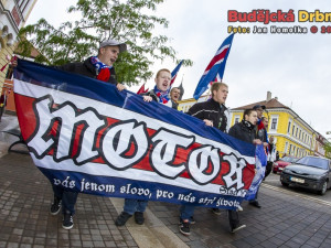 Pochod za záchranu budějovického hokeje