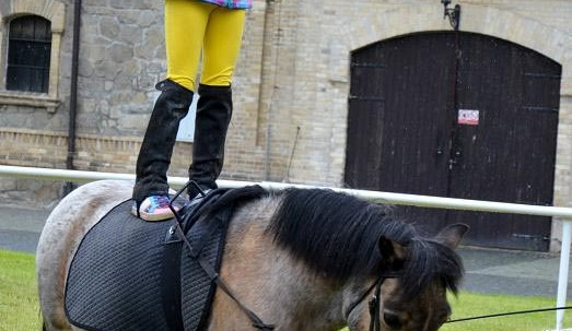 Den dětí v sedle ve Dvoře Vondrov