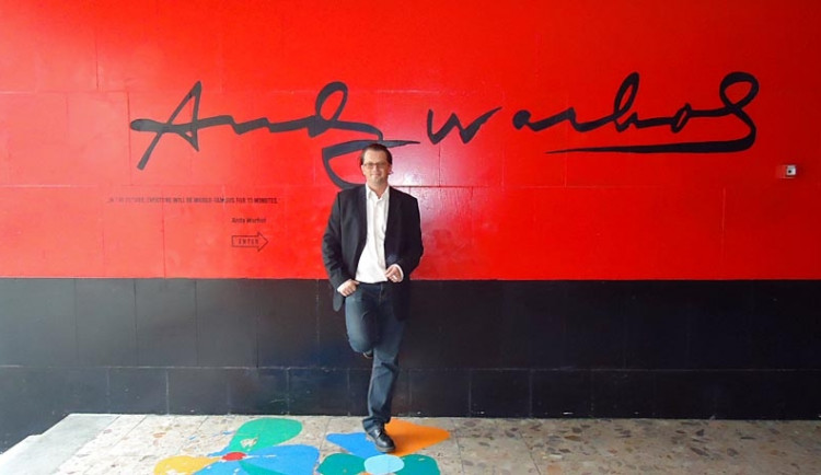 Kurátor výstavy Andy Warhol - Zlatá šedesátá Miroslav Houška