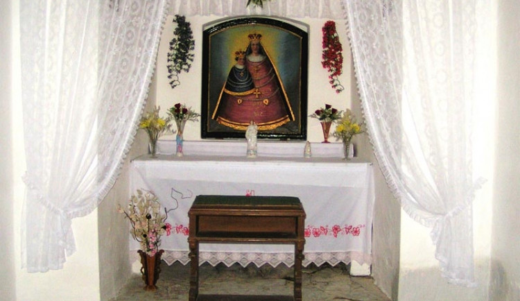 Odcizené obrazy z kaple u Vrábče