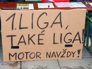 Fanoušci i hráči bojují za zachování hokeje v Budějcích