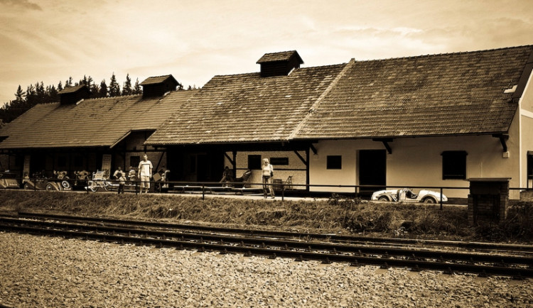 Veteran Garage Roděj & Ambrož