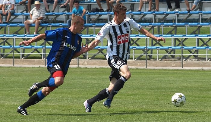 Nová posila Dynama Rastislav Chmelo při zápase s juniorkou Brna