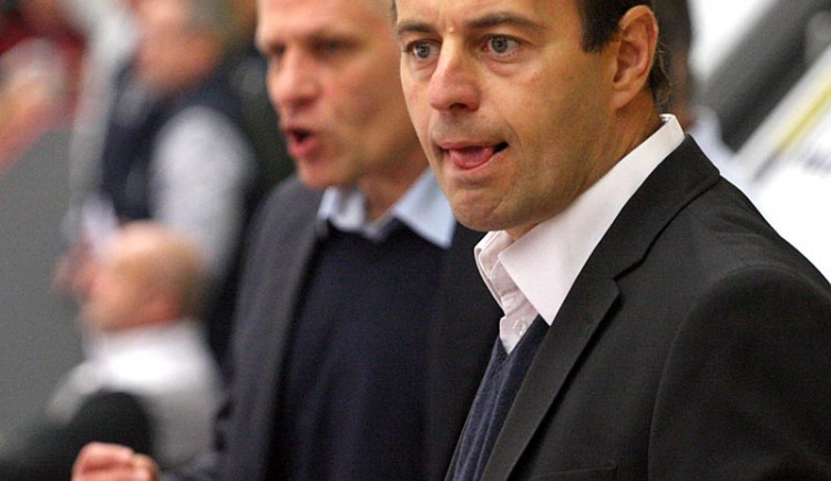 Radek Bělohlav (v popředí) se stal jednatelem společnosti CB Hokej 2013