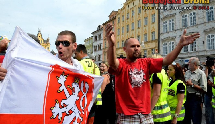 Magistrát další pochod a demonstraci na Máji zakázal