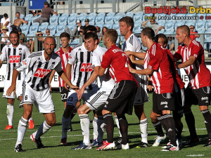 Strkanice před zahraným rohem ve vápně Žižkova