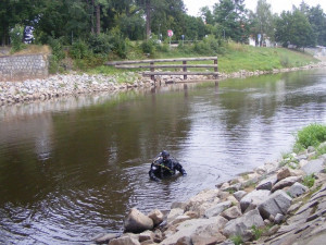 Potápěč při práci