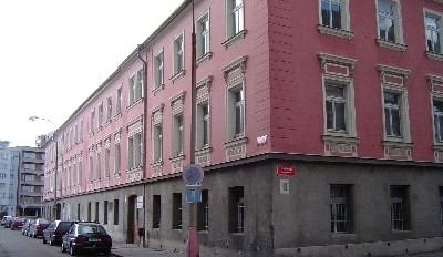 Vyšší odborná škola, Střední průmyslová škola automobilní a technická