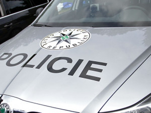 Muži zákona zachránili život dvěma nešťastníkům
