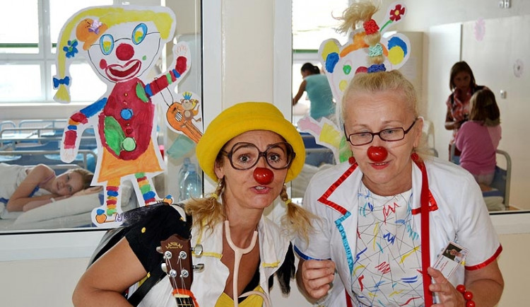 Zdravotní klauni v budějcké nemocnici