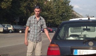 Tento muž je pro policisty důležitým svědkem