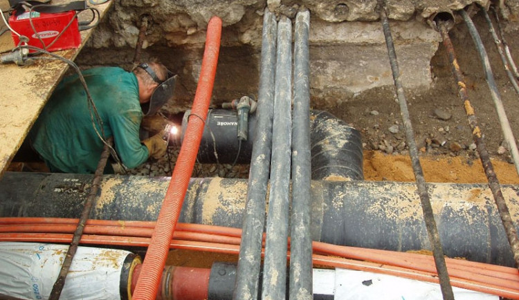 Teplá voda poteče v Chlajnovce snad už brzy