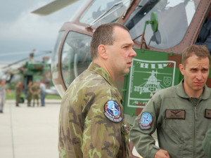 Cvičení na letišti v Náměšti nad Oslavou