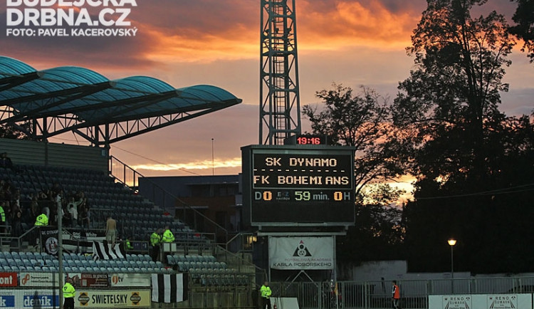 Stadion na Střeleckém ostrově