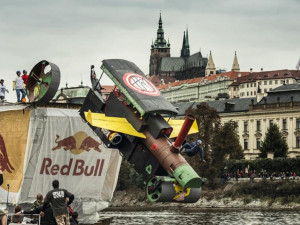 Red Bull Letecký den v Praze