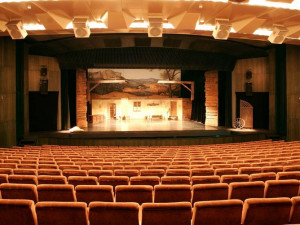 Divadelní sál Metropolu modernizoval zvukové vybavení