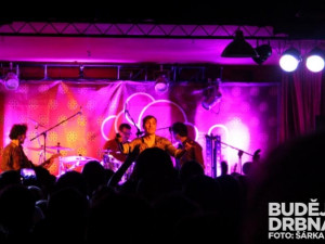 Koncert kapely Mig 21 v Café klubu Slavie