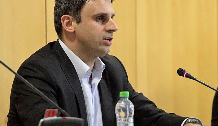 Jiří Zimola končí v předsednictvu a výkonném výboru ČSSD