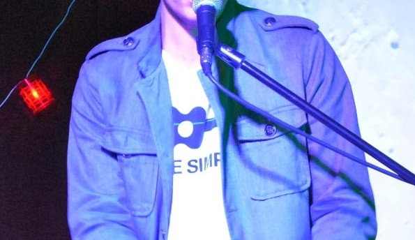 Jan Budař při svém minulém koncertu v Mighty Baru Velbloud