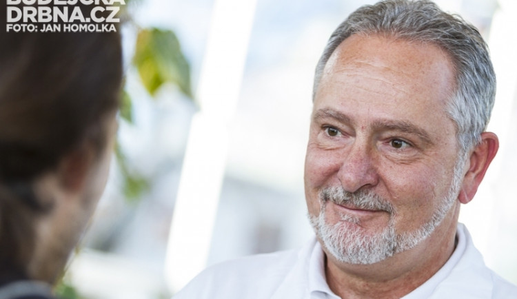 Primář dětského oddělení MUDr. Vladimír Smrčka