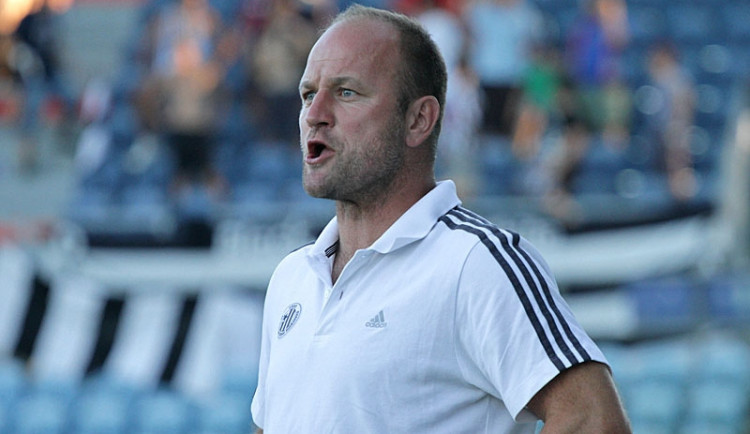 Pavla Hoftycha už na lavičce Dynama neuvidíme