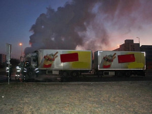 Požár kamionu v Dubenské ulici