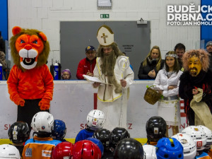 Mikulášská nadílka v Hokejovém Centru Pouzar