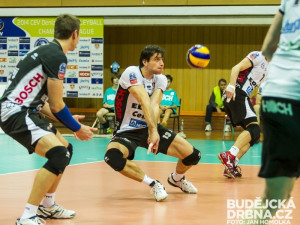 Jihostroj čekají tři utkání v řadě na palubovce soupeřů