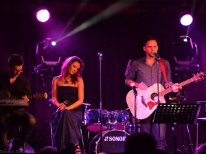 Koncert Zuzany Benešové a Lukáše Randáka pro Ranou péči