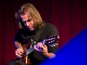 Dan Bárta a Illustratosphere v Café klubu Slavie