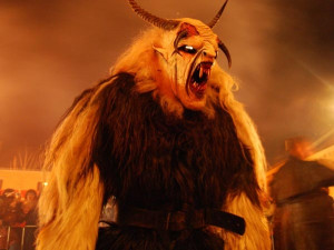 Z masek šel strach i smrad