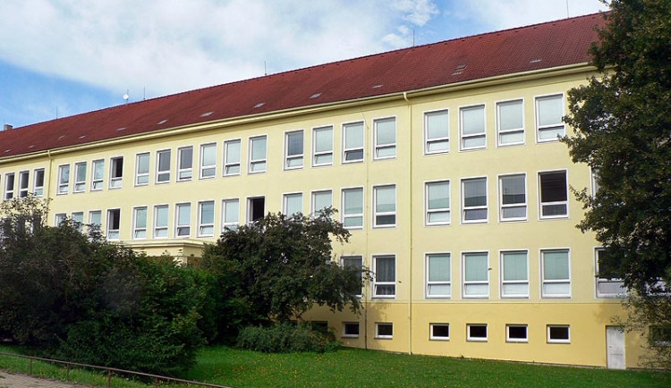 Základní škola a Mateřská škola Nerudova