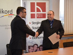 Podpis smlouvy o založení společného pracoviště VŠTE a JIKORDu