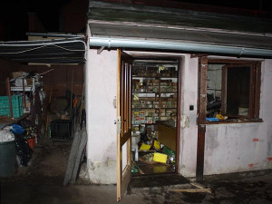 Požár kůlny u rodinného domu v Dobrovodské ulici