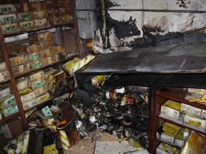 Požár kůlny u rodinného domu v Dobrovodské ulici