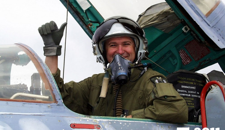 V kokpitu stíhačky