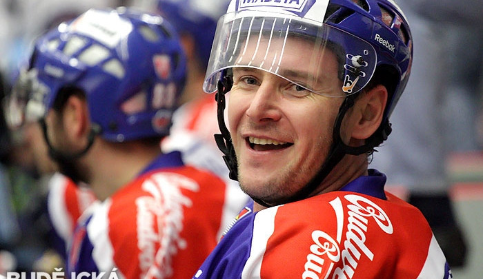 Budou mít Jihočeši stejně jako při minulém domácím duelu s Berounem důvod k úsměvu? Na snímku Václav Skuhravý.