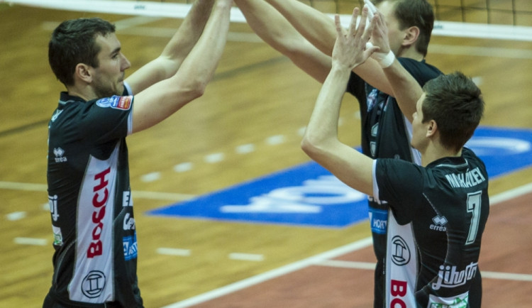 Volejbalisté Jihostroje se porvou o postup do Final Four Českého poháru