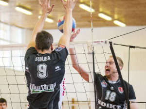 Nadšení školáci z Oskarky si zatrénovali s volejbalisty Jihostroje