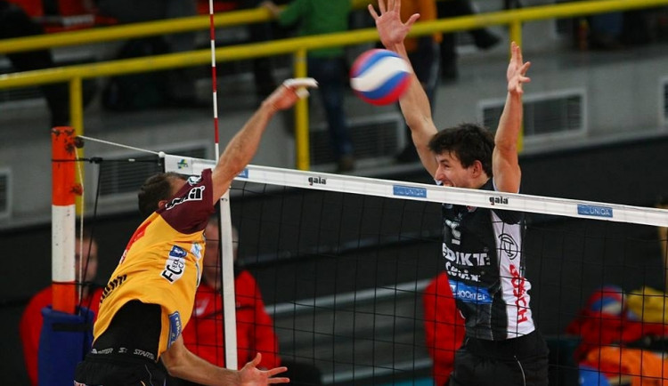 Sportovní hala uvidí duel Jihostroje s Duklou Liberec. Foto Václav Týle