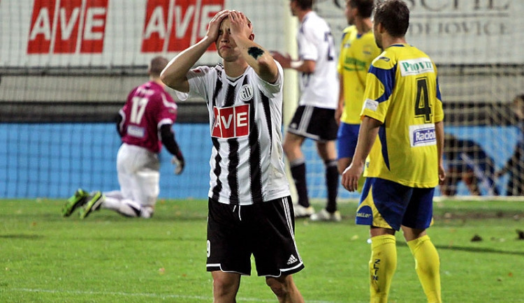 Pavel Hašek je kvůli těžké zlomenině nohy dlouhodobě mimo hru