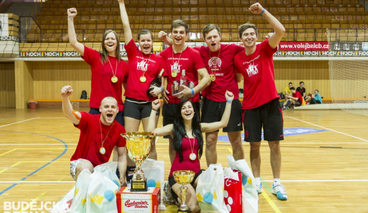 Volejbalový marathon o pohár rektora 2014