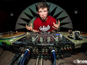 Zakladatel Gangster Trippin Dj HellSmith bude na březnové akci slavit narozeniny